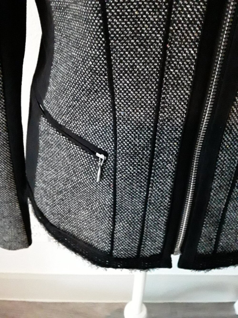 White House Black Market lace accent zipper jacket size 10 - Picture 6 of 14